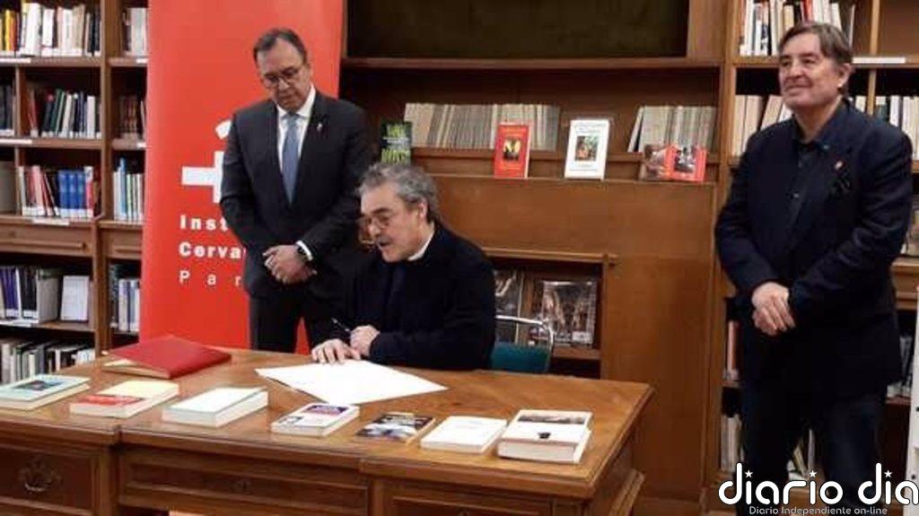 El Instituto Cervantes de París recibe más de 300 ejemplares de la biblioteca personal de Gabriel García Márquez