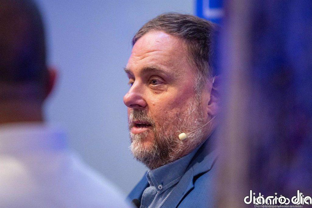 Junqueras y Alamany, nuevos presidente y secretaria general de ERC con el 52,2% de los votos