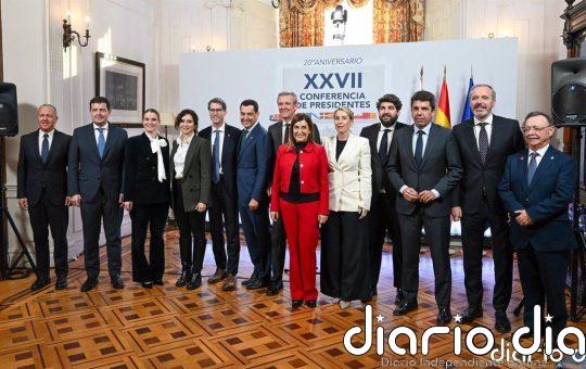 Las CCAA del PP tildan de "chantaje" la propuesta de Sánchez sobre deuda e insisten en el cambio de modelo