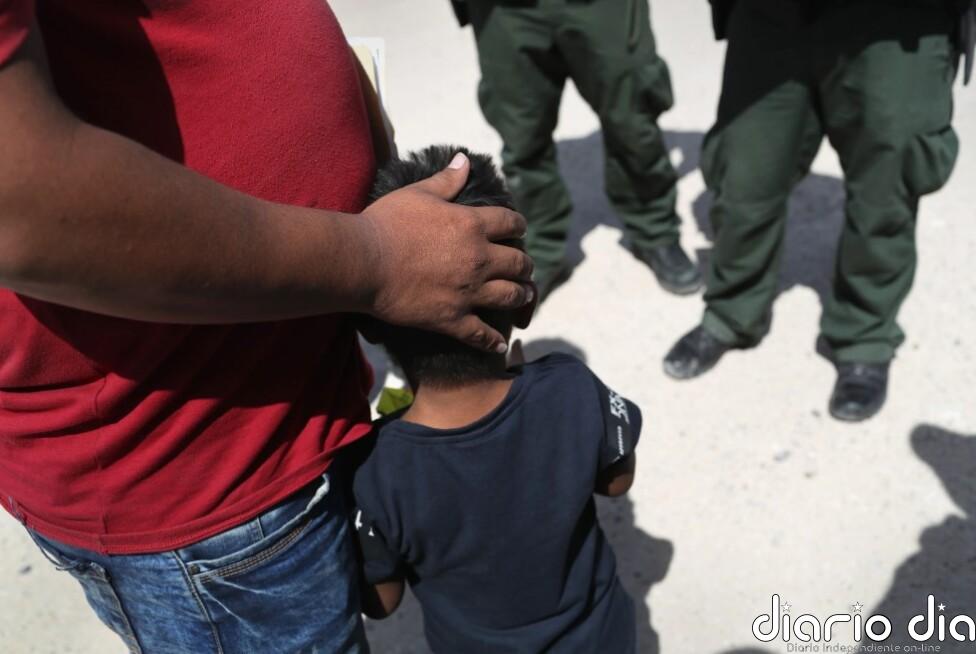 Más de mil niños separados de sus padres en la frontera de EEUU