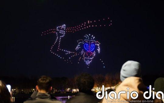 'Mufasa: El Rey León' ilumina el cielo de Madrid con un espectáculo de más de 350 drones