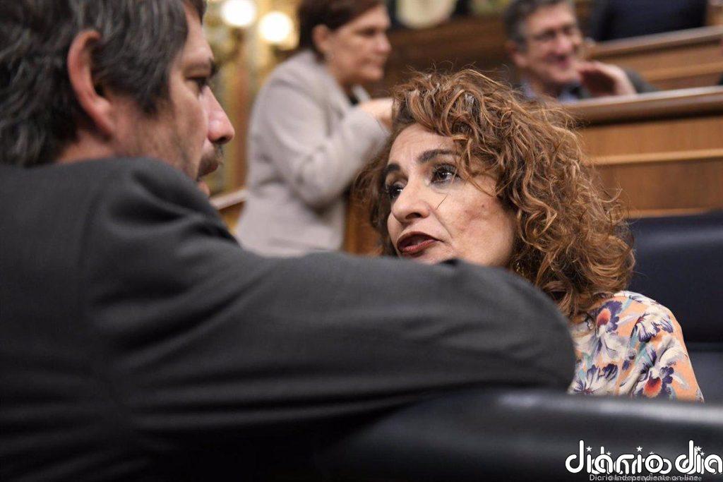 PSOE y Sumar congelan en el Congreso la ley en la que PP y Junts han suspendido un impuesto eléctrico