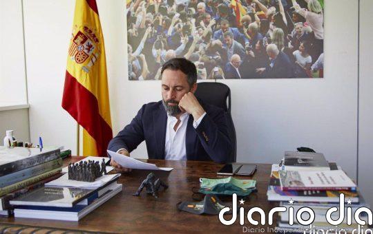 Abascal asegura que apoyaría una moción de censura del PP con Junts "para ir a elecciones y sin cesiones al separatismo"