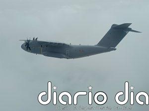 El Gobierno utiliza aviones del Ejército del Aire para derivar migrantes de Canarias a la península