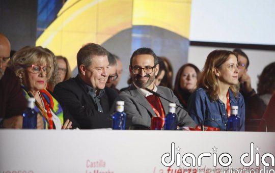 El PSOE de Page reivindica en su congreso la igualdad frente a la financiación catalana y Sánchez evita el choque