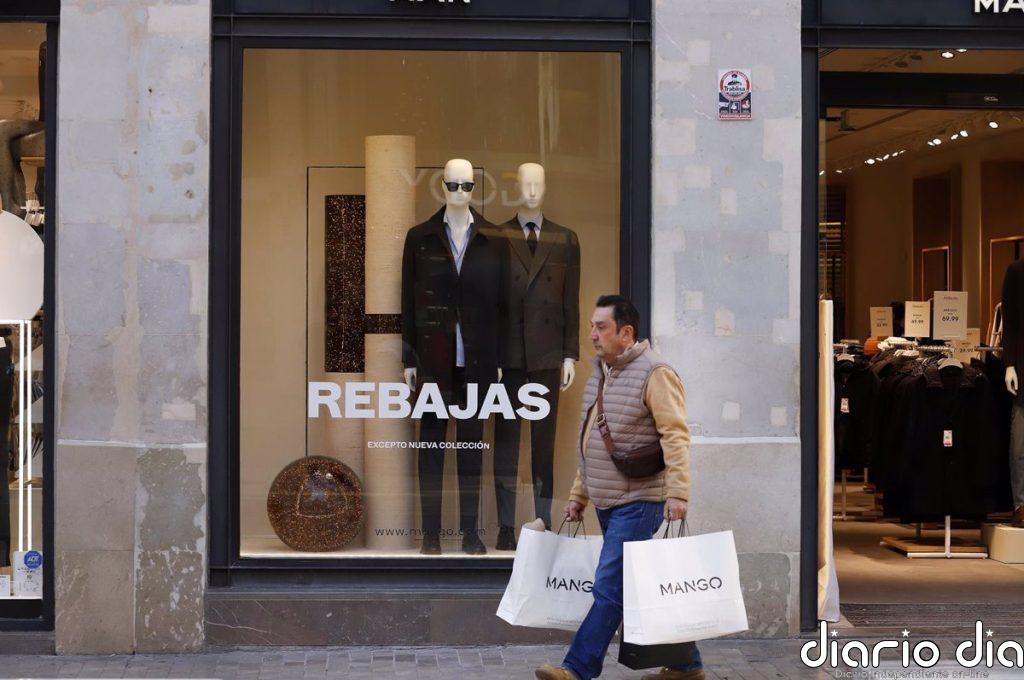 El sector textil cierra 2024 con una caída del 0,3%, pero se muestra "optimista" de cara a las rebajas