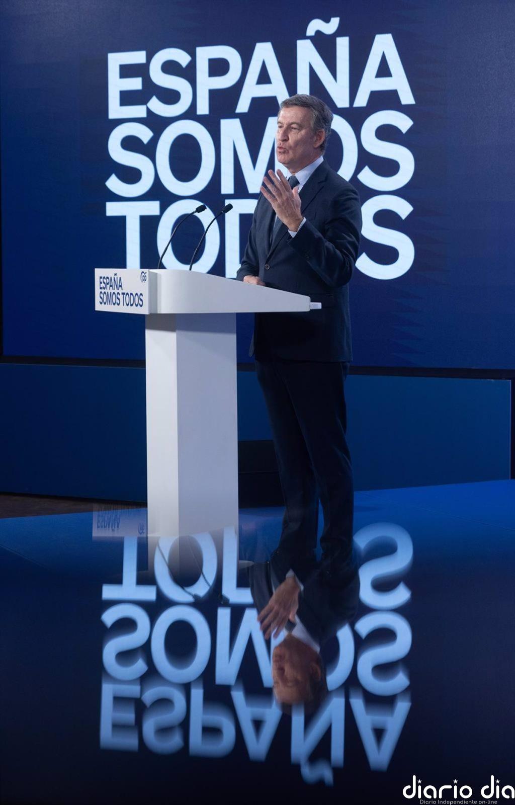 Feijóo ve inconstitucional la ley del PSOE para limitar acusaciones: "Es más propia del régimen de Franco"