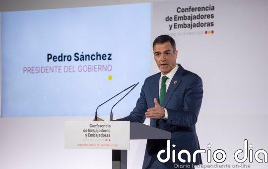 Sánchez reivindica una España abierta y que defiende con determinación los valores de la Constitución