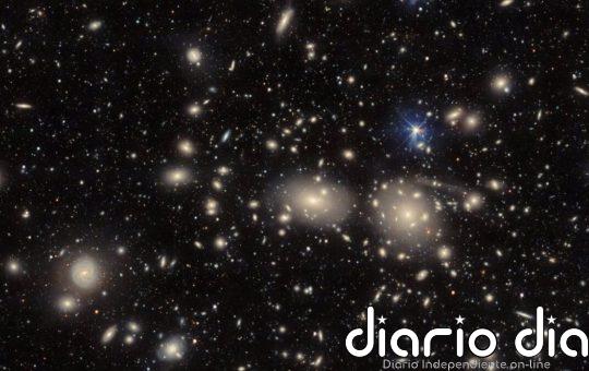 Se confirma que el universo se expande demasiado deprisa para la teoría