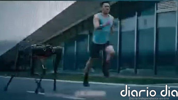 Un perro robot chino corre 100 metros en menos de 10 segundos