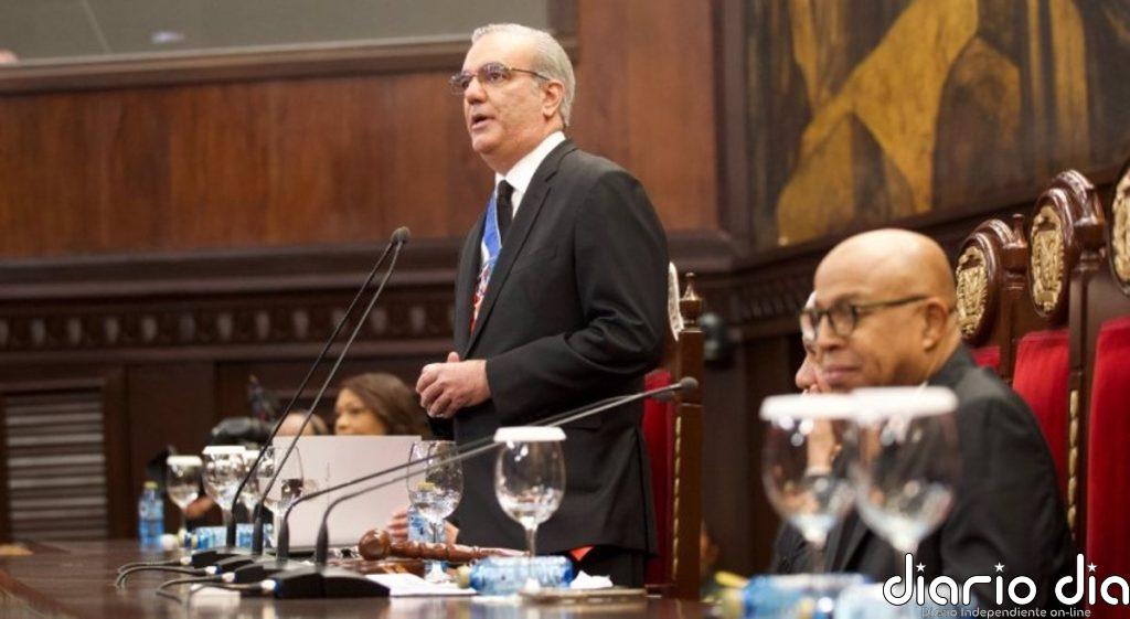 Abinader celebra que la economía de República Dominicana es "una de las más dinámicas" de América Latina