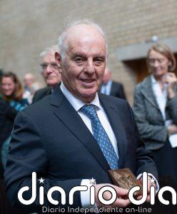 El director y pianista Daniel Barenboim anuncia que padece Parkinson