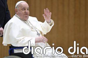 El Papa presenta una ligera mejoría, según el Vaticano