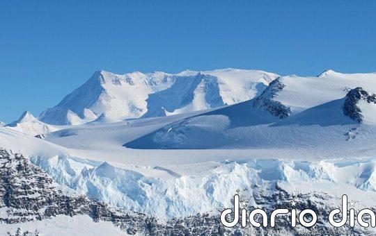 La nieve de la Antártida también contiene microplásticos