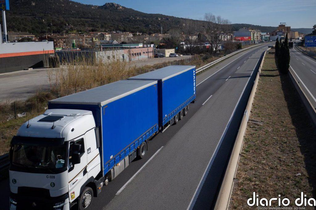 Los transportistas rechazan la propuesta de los fabricantes de obligarles a adquirir vehículos cero emisiones