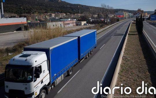 Los transportistas rechazan la propuesta de los fabricantes de obligarles a adquirir vehículos cero emisiones