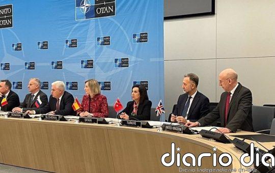 Robles se abre a que España aporte efectivos a misión de paz en Ucrania