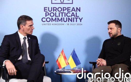 Sánchez traslada a Zelenski el apoyo de España tras el consenso entre Putin y Trump para una "solución negociada