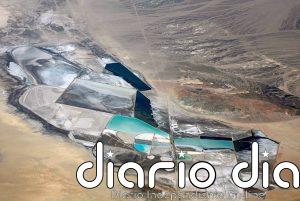 Un método más limpio de extraer litio, el mineral clave de las baterías