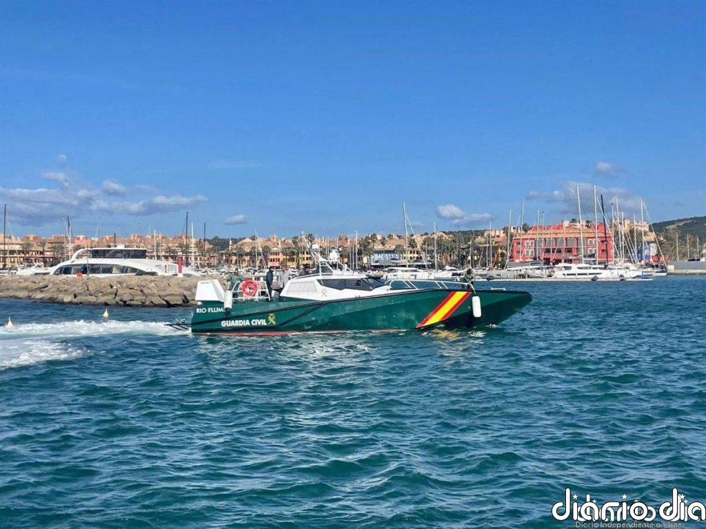 Un muerto y un herido tras colisionar una 'narcolancha' con una patrullera de la Guardia Civil en Tarifa (Cádiz)