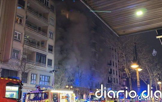 Un total de 18 personas asistidas en el incendio de un bingo en el centro de Valencia