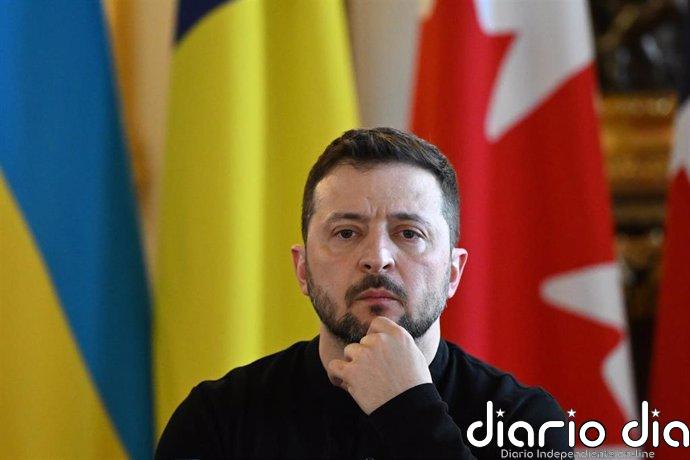 Zelenski se pone a disposición del "firme liderazgo" de Trump y de firmar el acuerdo de tierras raras