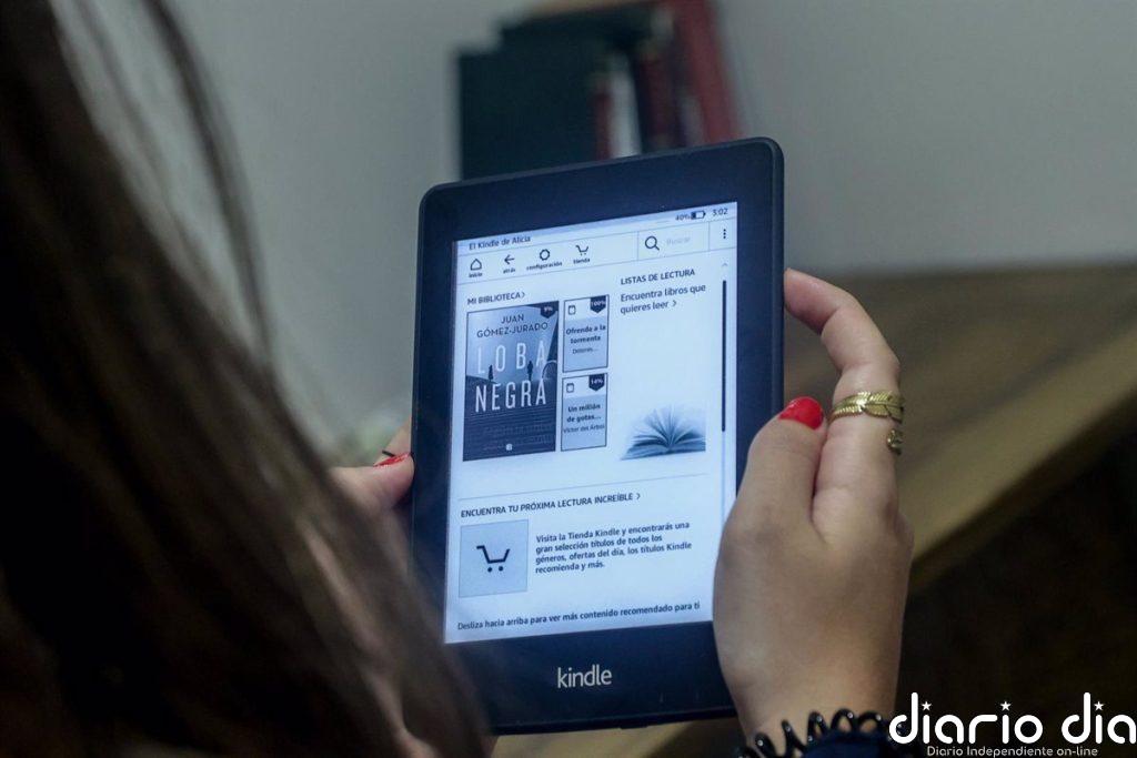 La venta de libros digitales en España aumenta un cinco por ciento en España y genera 129 millones de euros