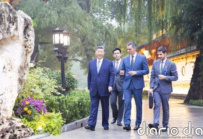 Sánchez busca aumentar las ventas de España a China en plena guerra arancelaria con Estados Unidos