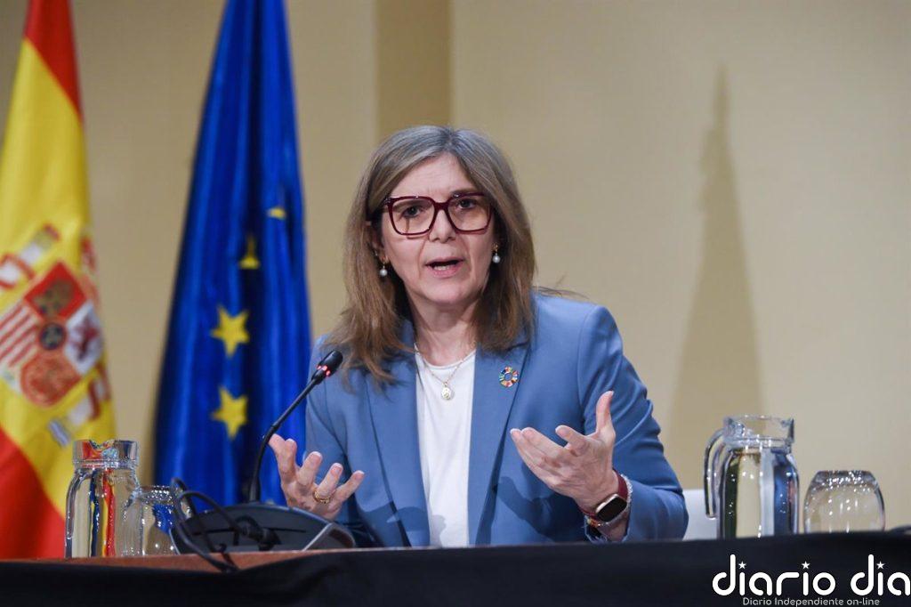 El Gobierno prevé realizar en septiembre de seis a ocho traslados de menores migrantes a la Península