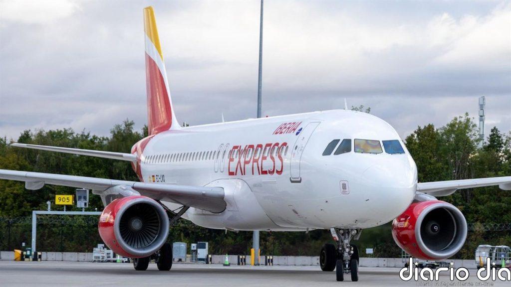 Iberia Express celebra 10 años volando a Manchester con promociones especiales