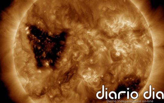 La IA predice dañinos vientos solares con cuatro días de antelación