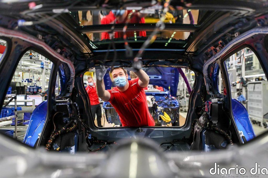La producción industrial de Alemania crece un 1,3% en julio frente al retroceso del 0,1% del mes anterior