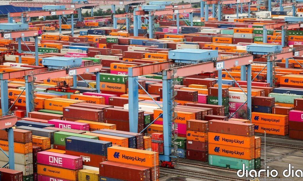Las exportaciones alemanas bajaron un 0,6% en julio lastradas por la caída del 7,9% en las ventas a EE.UU.