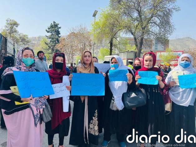 Mujeres afganas al mundo: acciones reales, no solo simpatía o palabras de condena