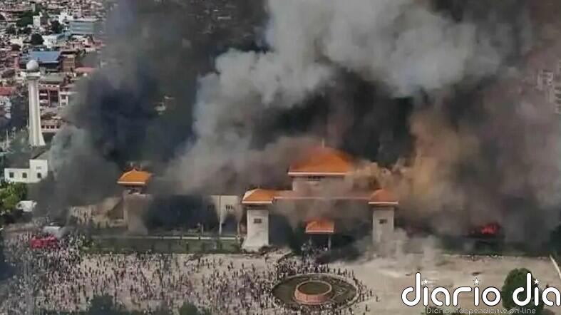 ONU pide contención en Nepal tras renuncia del primer ministro