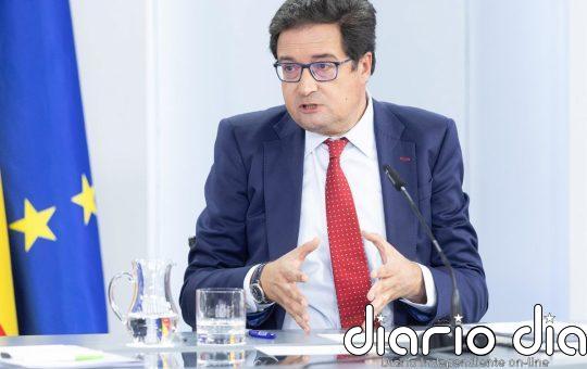 Óscar López exige la dimisión de Ayuso por "beneficiarse a título lucrativo" de los "presuntos delitos" de su novio