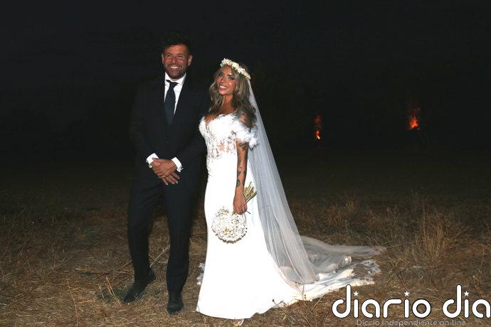 Pablo López y Laura Rubio posan como marido y mujer tras su segunda boda