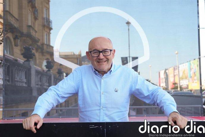 Rebordinos: "Hay gente que nos dice que no podemos poner películas israelíes ni rusas ¿y de EE.UU o Irán?" El director del Festival de Cine de San Sebastián, José Luis Rebordinos, posa para agencia, a 18 de septiembre de 2025, en San Sebastián, Guipúzcoa, País Vasco (España).
