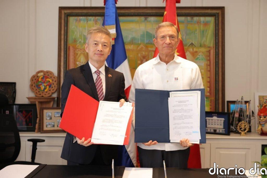 República Dominicana y China suscriben un convenio de cooperación económica para proyectos de desarrollo