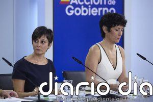 Saiz invita a los parlamentarios a leer la ley que delega competencias de inmigración a Cataluña: "Espero que salga"