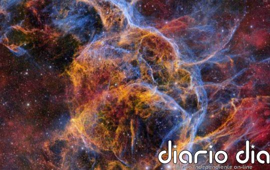 Una herramienta de IA encuentra supernovas en un cielo lleno de ruido