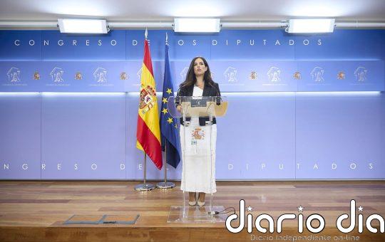 Vox asegura que son "los únicos dispuestos a erradicar la inmigración ilegal" y afea al PP sus "vaivenes"