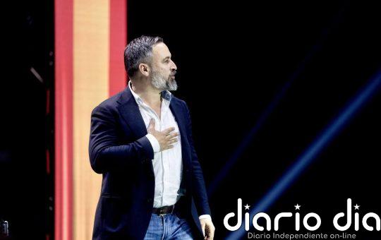 Vox inicia el curso rodeado de sus aliados para impulsarse, en pleno crecimiento en las encuestas a costa del PP