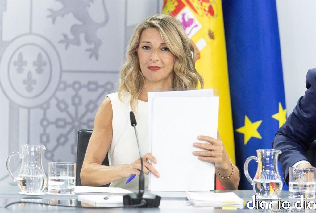 Yolanda Díaz asegura que la ampliación de los permisos parentales beneficiará este año a casi un millón de personas