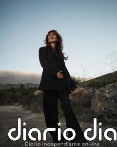 Zaz rompe cuatro años de silencio con su sexto álbum, el balsámico 'Sains et saufs': "Me he enseñado a saber decir stop"