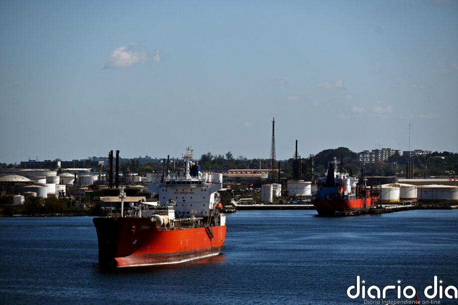 Bloqueo petrolero de EEUU ya agota el turismo y el transporte en Cuba