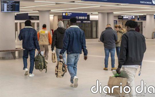 Congreso y Senado instan al Gobierno a “detener” la regularización “masiva” de migrantes, con apoyo de PP y Vox