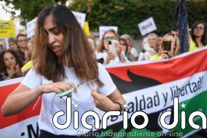 El Ayuntamiento entregará sus premios por 8M a la Asociación Iraní Pro-Derechos Humanos y a la escritora Julia Navarro