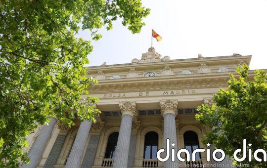 El Ibex 35 abandona los máximos de 18.490 puntos tras bajar más de un 0,2% en la apertura