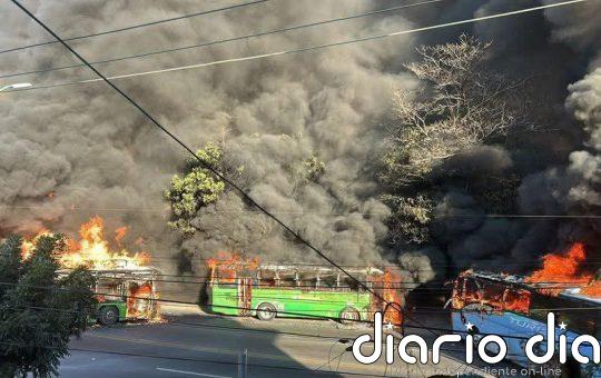 El narco recrudece la guerra en México tras la muerte de El Mencho